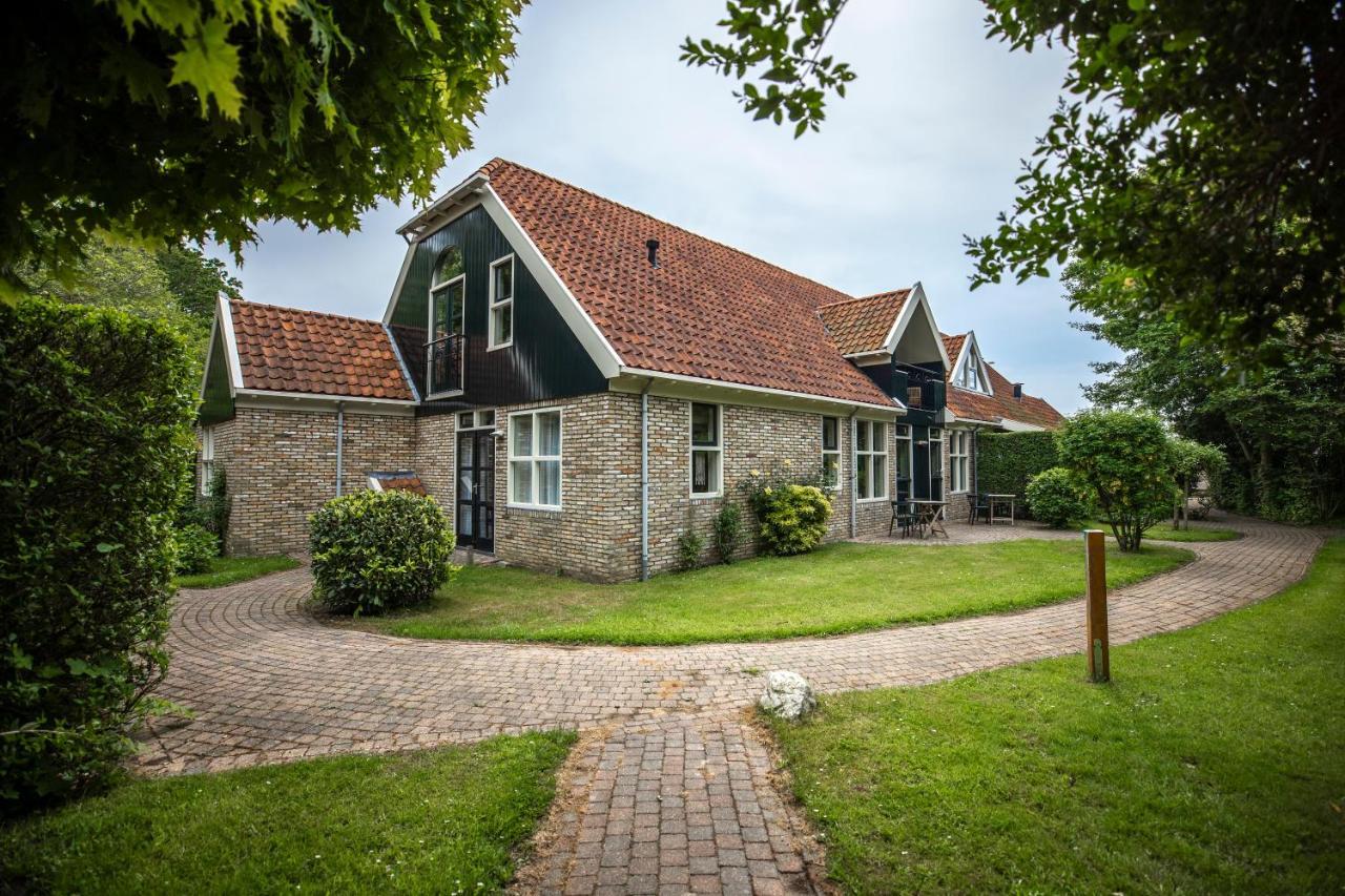 Bed & Bos De 14 Sterren Den Burg Exterior foto